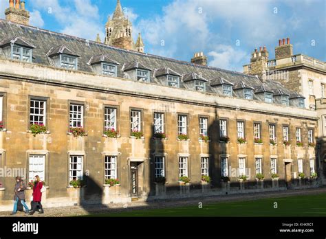 Peterhouse college chapel cambridge hi-res stock photography and images - Alamy