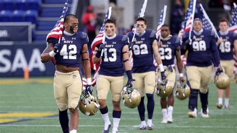 Notre Dame vs Navy Odds, Picks: Midshipmen Have an Advantage