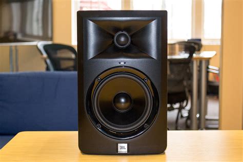 JBL's new LSR305 reference monitors pull off a really clever trick | Digital Trends