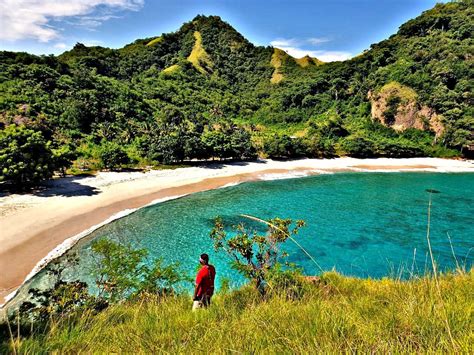 Pantai Baru di NTT: Pantai Koka yang Miliki Keindahan Tak Terbantah ...