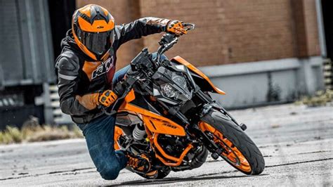 New KTM Duke 390 Launch Price Rs 3.1 L - Duke 250 Rs 2.39 L