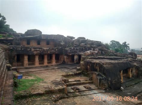 Udayagiri and Khandagiri caves Entry charge, Timing, Images of Gumfa