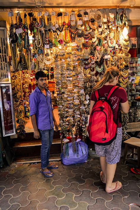 Accessory shop at Colaba Causeway | My India