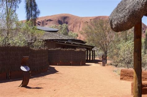 To climb or Not to climb.. - Picture of Uluru-Kata Tjuta Cultural ...