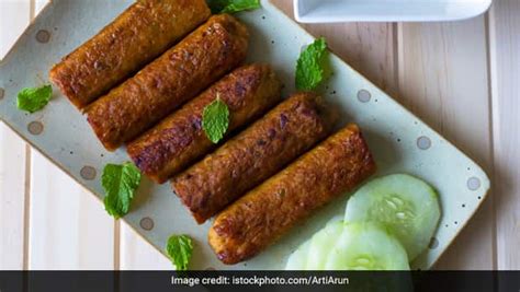 Chicken Shahi Roll Recipe - NDTV Food