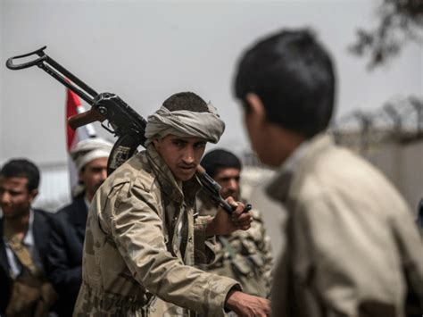 Yemen’s Houthi Rebels Steal Food Aid, Terrorize Captive Populations