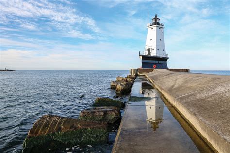 Ludington North Breakwater Light - Visit Ludington