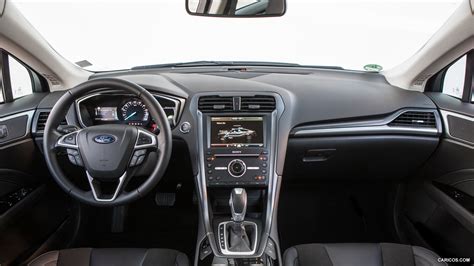 Ford Mondeo Hybrid | 2015MY | Interior