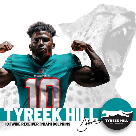 Tyreek Hill Wallpaper - EnWallpaper