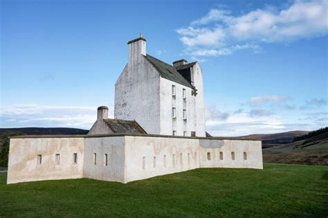 Corgarff Castle editorial photo. Image of corgarff, exploring - 262369181