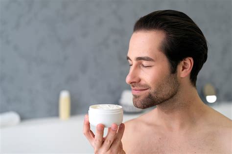 Styling Made Easy: The Top 5 Hair Cream for Men's Hair | Oud