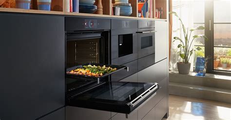 Self-cleaning ovens | Bosch