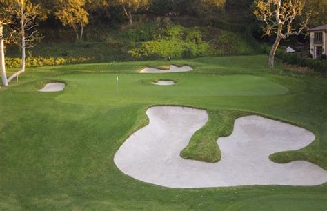 Riviera Country Club, Pacific Palisades - 18 hole golf in California