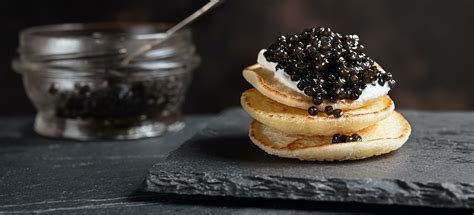 Homemade Blini with Caviar - Recipes - Falstaff