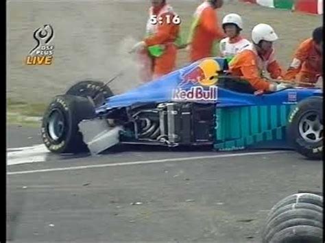 F1 Japan 1997 Morbidelli crashes heavily in qualifying (DF1) - YouTube