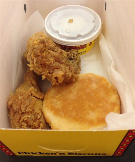 Bojangles' Famous Chicken 'n Biscuits Food Review - DC Outlook
