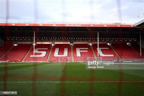 Sheffield United Stadium Photos and Premium High Res Pictures - Getty ...