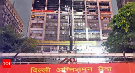 Building at Barakhamba Rd catches fire, doused | Delhi News - Times of ...