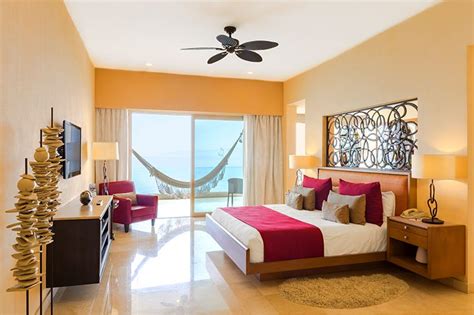 Best Hotels in Banderas Bay - Garza Blanca Resort News