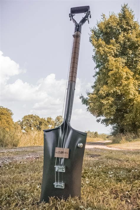 3-STRING SHOVEL GUITAR w/Instructional dvd & Signature Guitar | Etsy