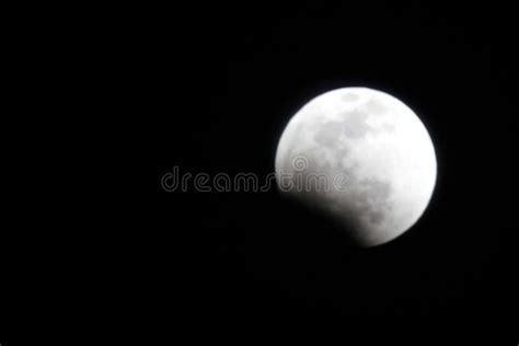 El Eclipse Lunar Total Las Fases De La Luna 10 De Diciembre De 2011 ...