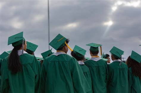 Murrieta Mesa High sends off seniors at 2023 graduation – Press Enterprise