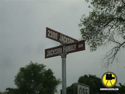 Michael Jackson's Childhood Home - Rob on Location