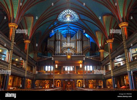 Pipe organ basilica notre dame hi-res stock photography and images - Alamy