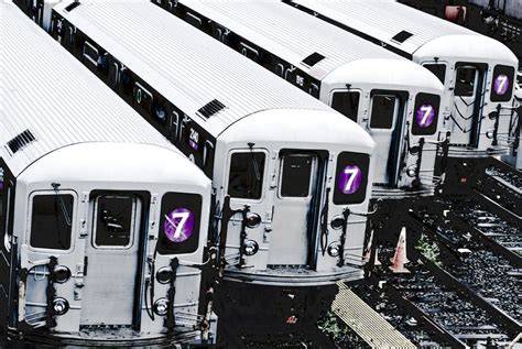 Major 7 train disruptions between Long Island City and Manhattan in January and February | 6sqft