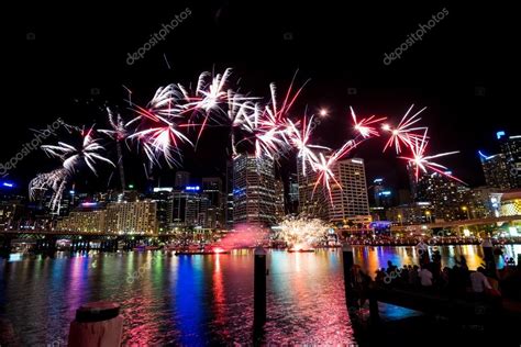 Fireworks on Darling Harbour. – Stock Editorial Photo © JPMenard #67460595