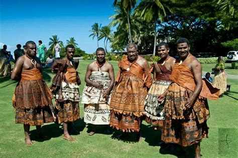 Fijian warriors traditional costume | Fijian, Culture clothing ...