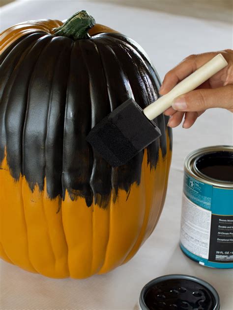 How to Make Black Cat Pumpkins | HGTV