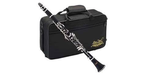 Best Clarinets for Marching Bands: The Most Popular Options - Clarinet Expert