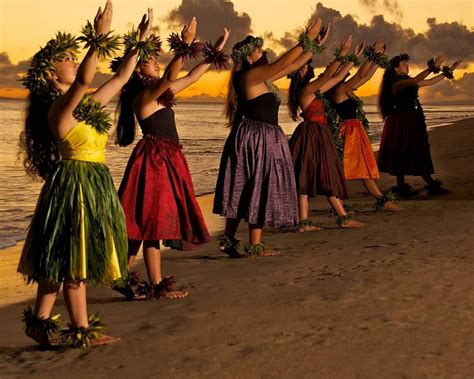 Hawaiian Hula Dancers Hawaii, dancers, polynesia, Hawaii, dusk, sea, hula, beach, HD wallpaper ...