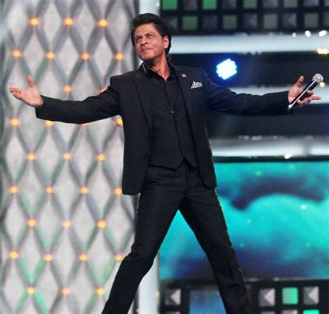 #Umang2018 #policeshow #shahrukh Khan | Salute