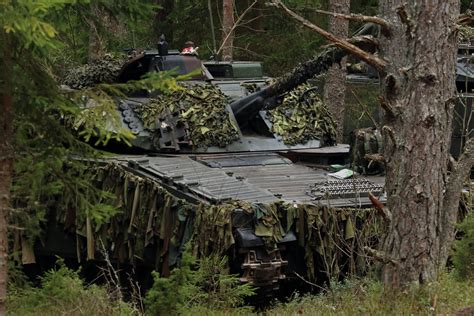 210510-A-UW325-1046 | TAPA CENTRAL TRAINING AREA, Estonia – … | Flickr