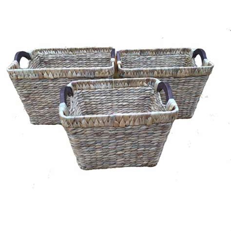 Water hyacinth basket