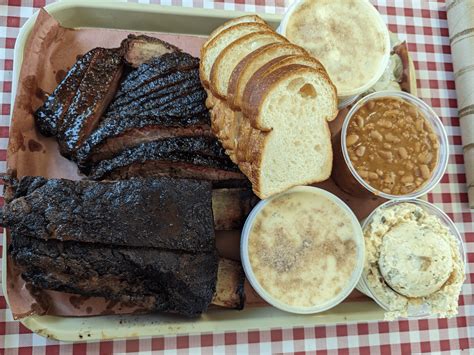 Best BBQ Joint in Texas – every DANG dish