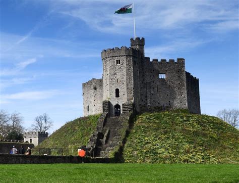 Cardiff Castle – Country Music