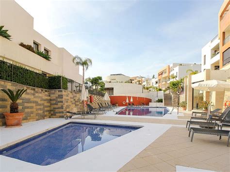 Samara 3 - Modern 2BR in Samara Resort Marbella, Indoor and Outdoor ...