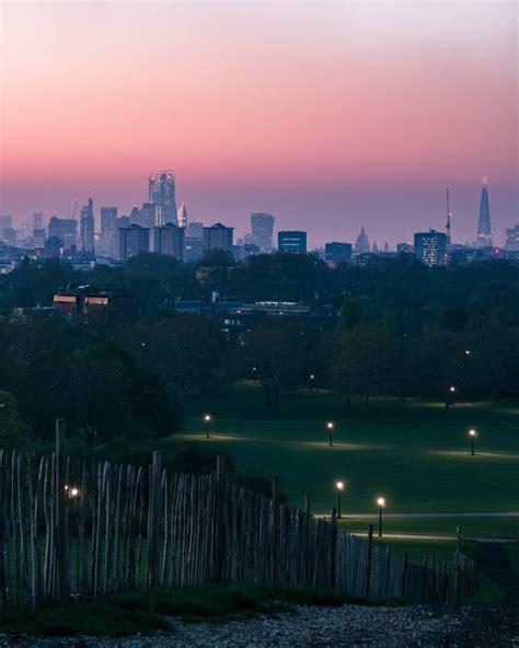 Sunrise at Primrose Hill : LondonPics