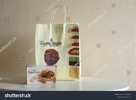 5 Design Packaging Bakpia Images, Stock Photos & Vectors | Shutterstock