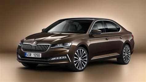 2020 Skoda Superb Facelift Goes Official With Plug-In Hybrid