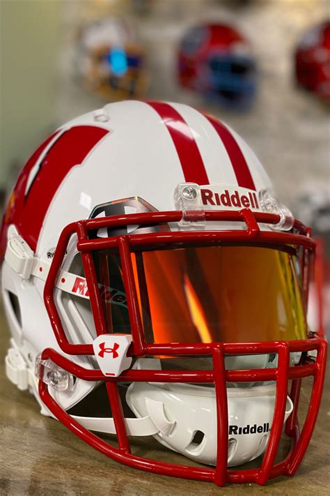 Wisconsin Badgers Helmet Build! | Wisconsin football, Wisconsin badgers football, Football helmets