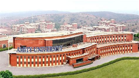 Amity University [AU], Noida: Courses, Fees, Placements