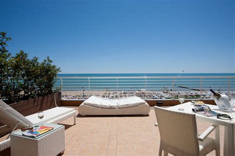 Hotel Aurora | Hotel Quattro Stelle Jesolo - Venezia.net