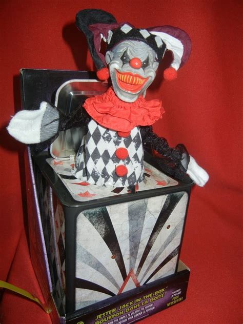 EVIL CLOWN JESTER JACK IN THE BOX HALLOWEEN DISPLAY PROP - HAUNTED TOY - HORROR | Pinterest ...