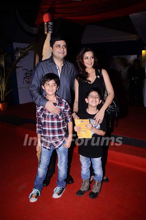 Sonali Bendre with family at premiere of Pirates of the Carribean at ...