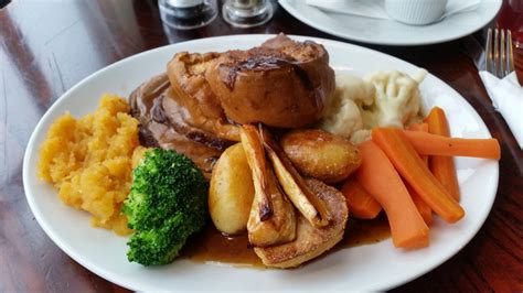 Roast Dinner review of Plough And Harrow, Warfield