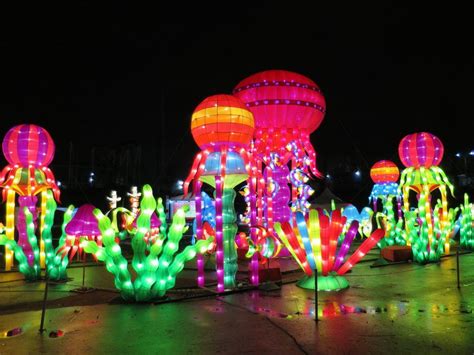 A huge Chinese Lantern Festival is happening in Vancouver this winter ...